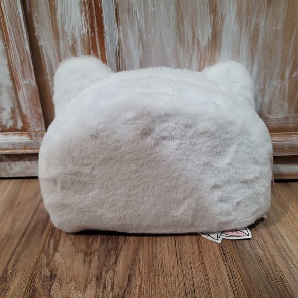 NWT Disney's Aristocat Marie Toiletry Bag - Picture 5 of 8